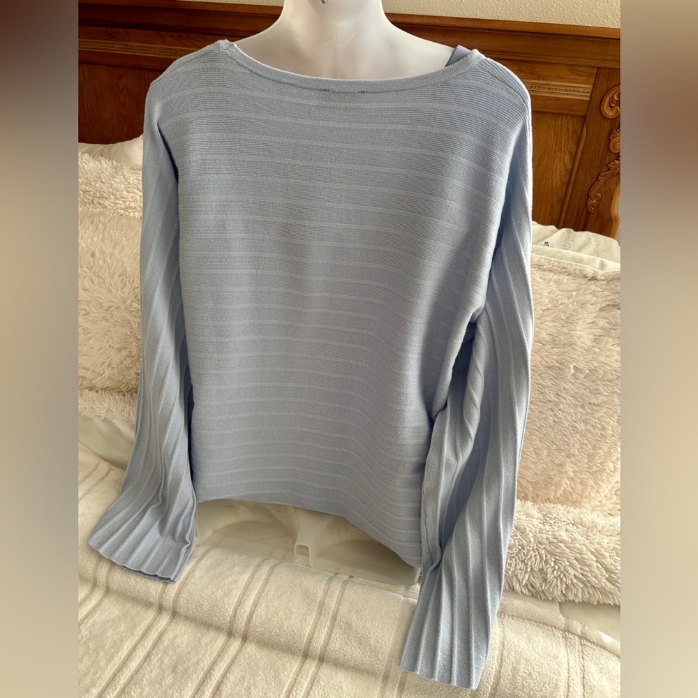 Tahari blue Ribbed Knit Top Long Sleeves Sz M​ - Picture 6 of 13